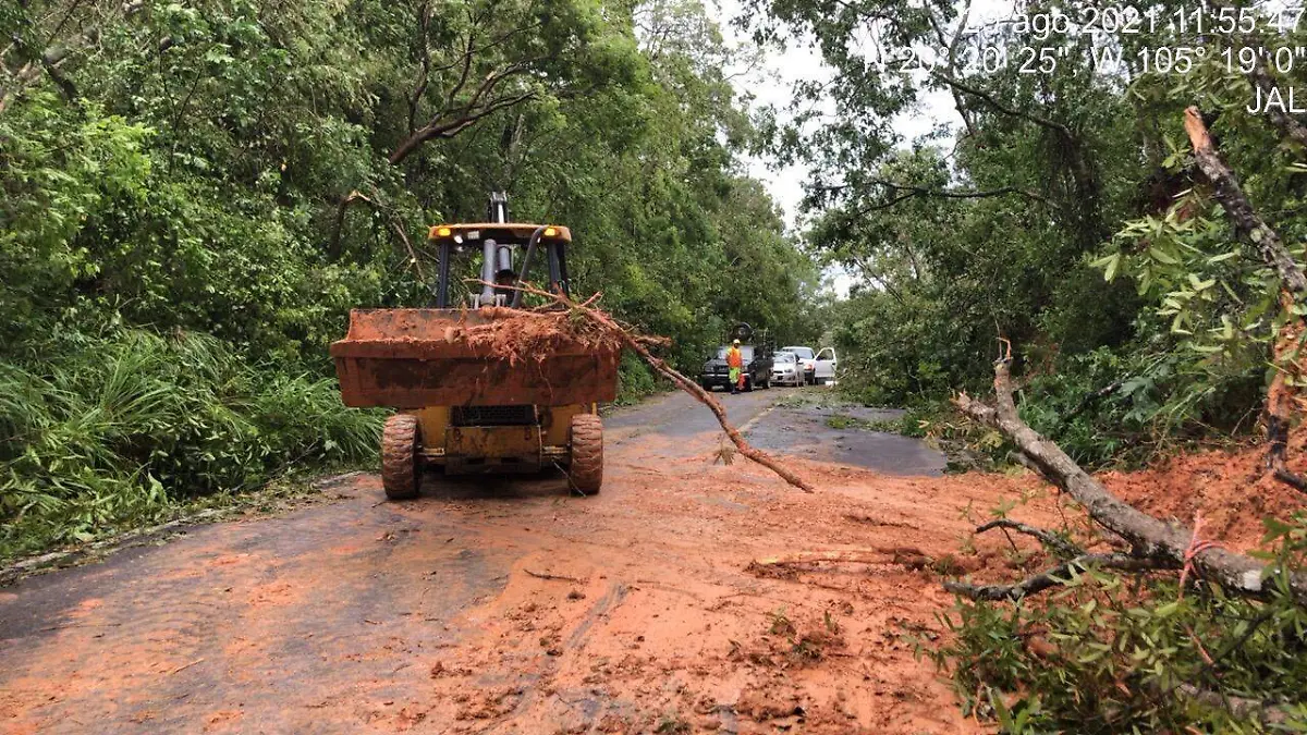 Tramos carreteros afectados por el paso de Nora en Jalisco